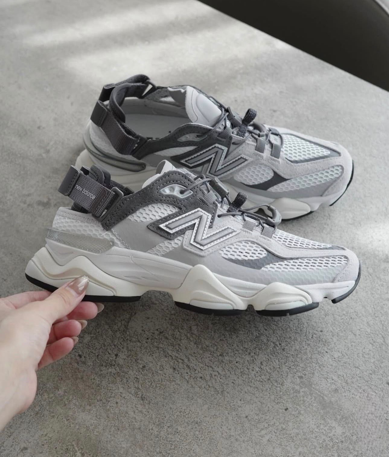 New Balances 9060 "Mule" Sandalia