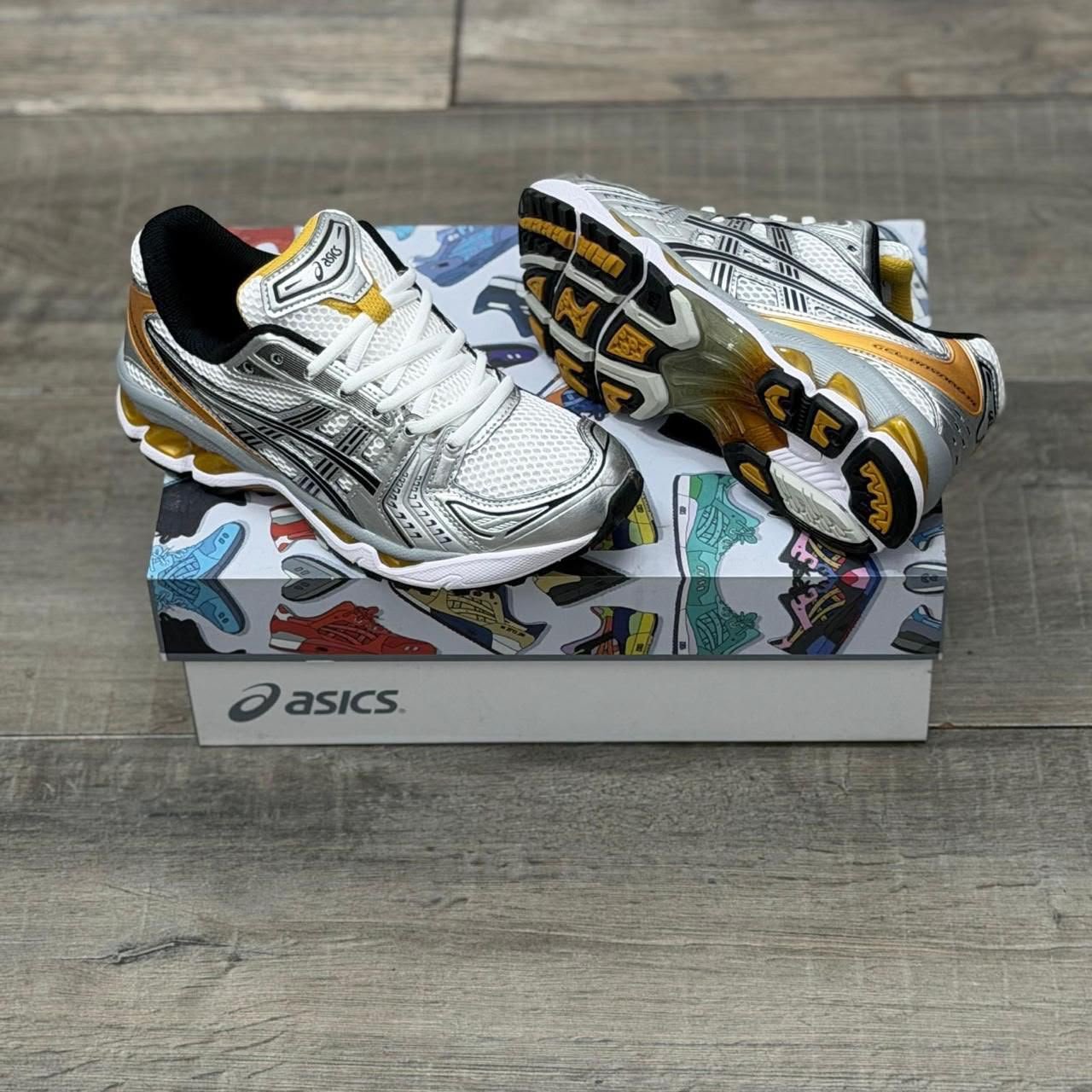Asics Gel-Kayano 14
